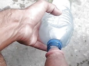 Bottle pissing in boy big cock dewani phudiwali Pakistani guy handjob 